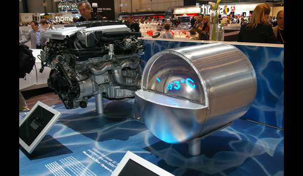 BMW 7 Hydrogen  fuel tank